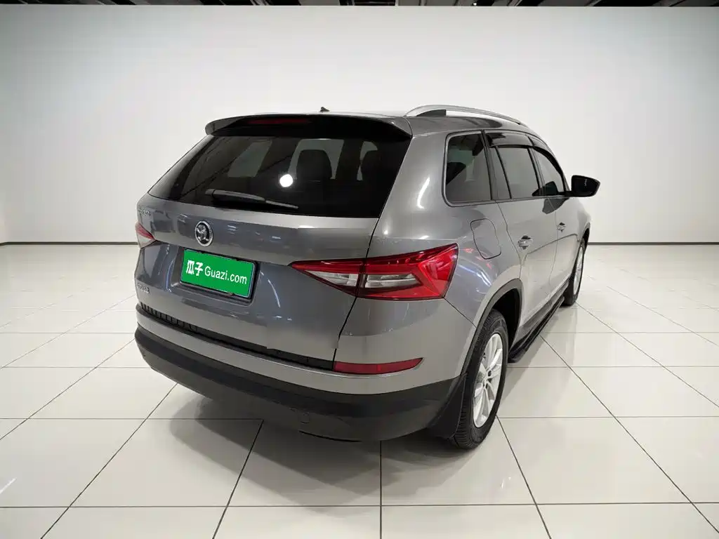 Kodiaq Facelift TSI330 5-seat 2 WD Comfort