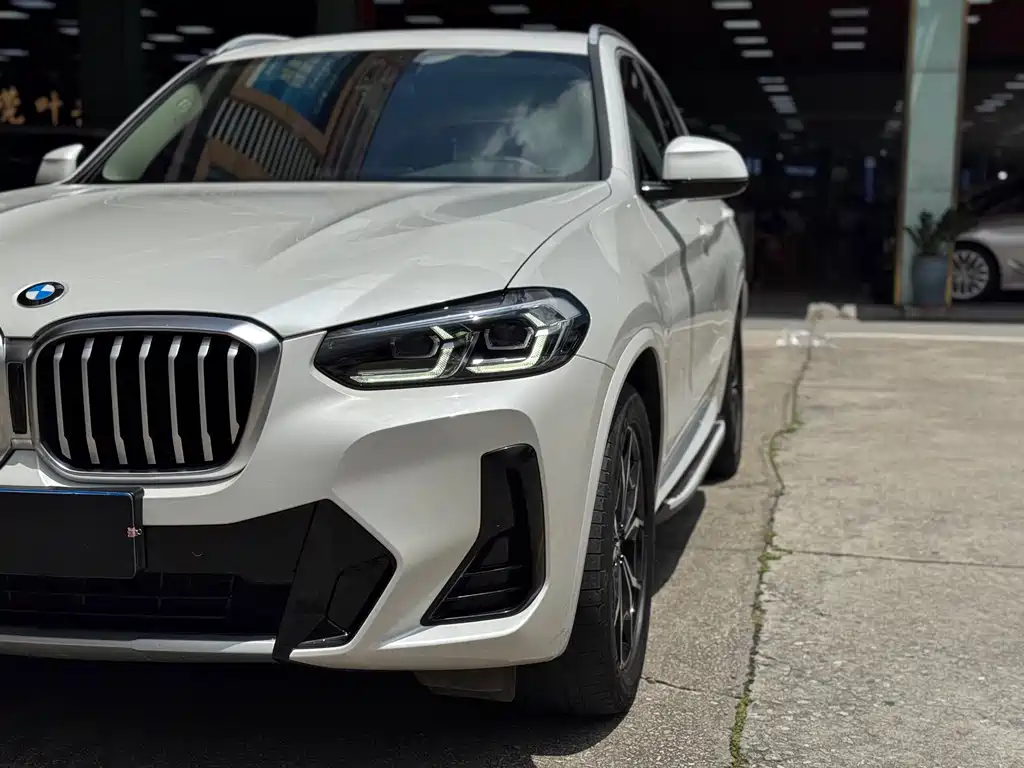 BMW X3 xDrive25 i M Sport Package