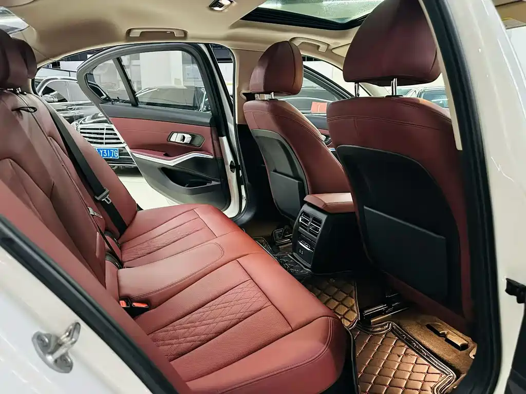 BMW 3 Series 320 Li M Sport Package