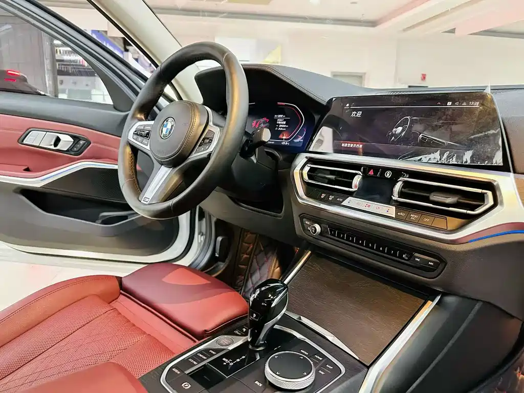 BMW 3 Series 320 Li M Sport Package