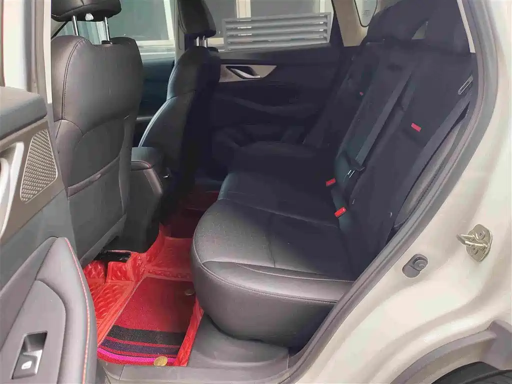 Changan CS35 PLUS Blue Whale NE 1.4 T DCT Distinguished