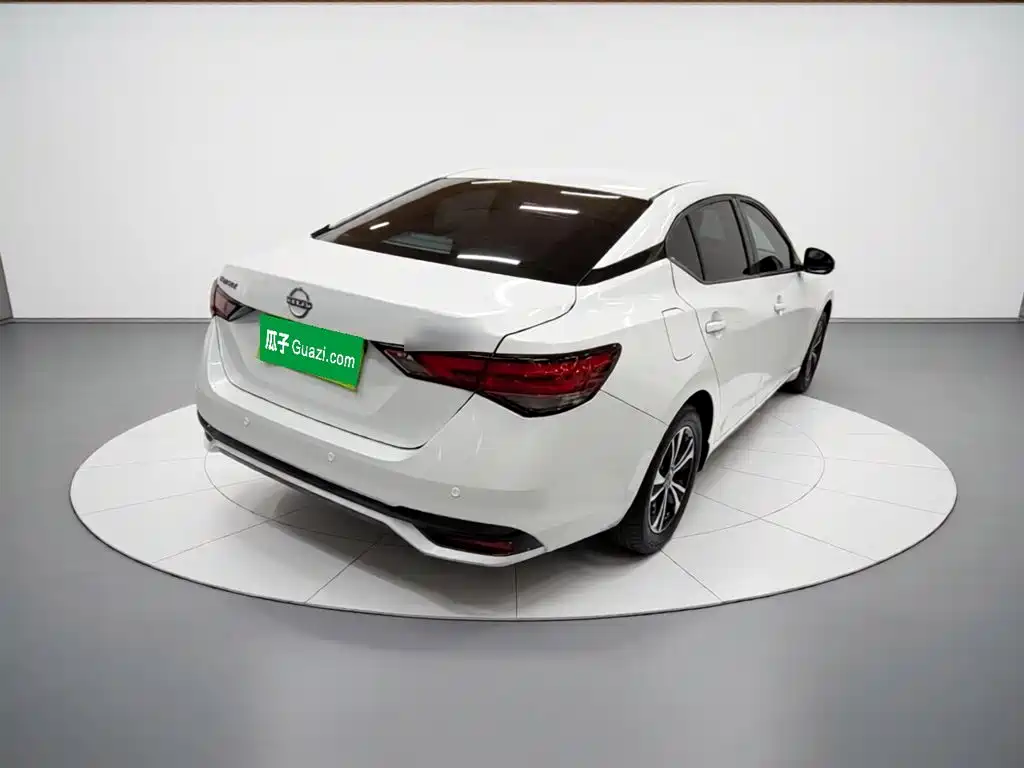 Sylphy 1.6 L CVT Joy