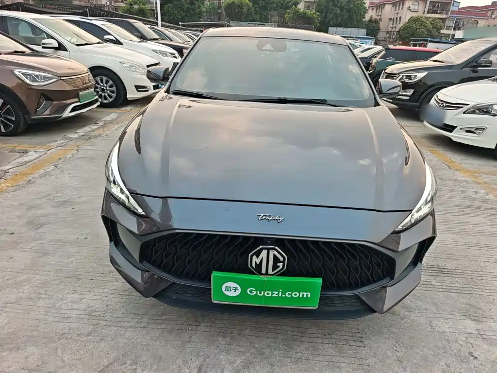 MG5 300 TGI DCT Youth Luxury Flagship
