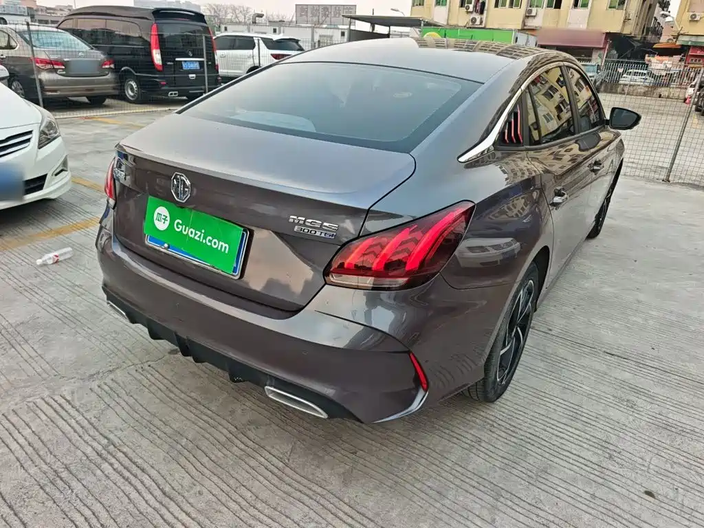 MG5 300 TGI DCT Youth Luxury Flagship