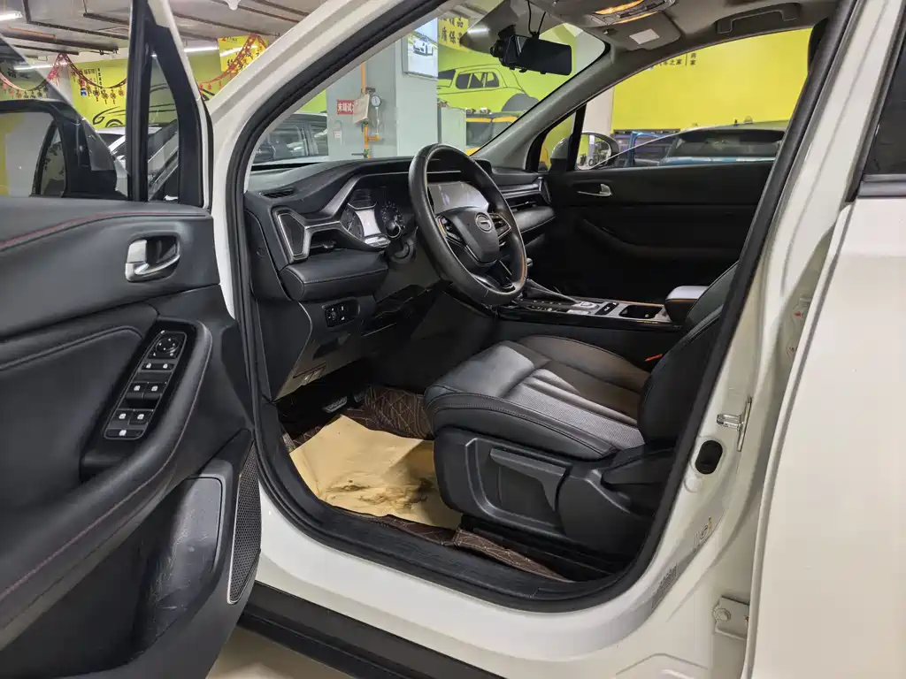 GAC Trumpchi GS4 270 T Auto Elite Tech