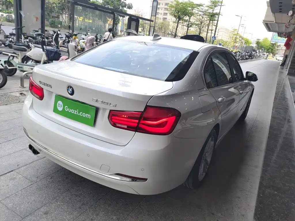BMW 3 Series 320 Li Fashion