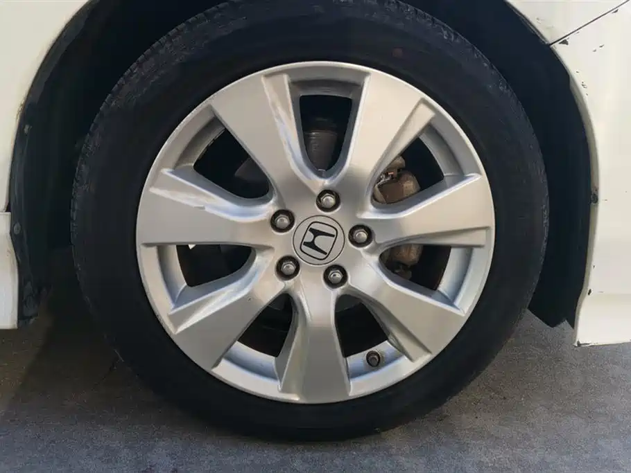 Jade 1.8 L Auto Comfort 5-seat