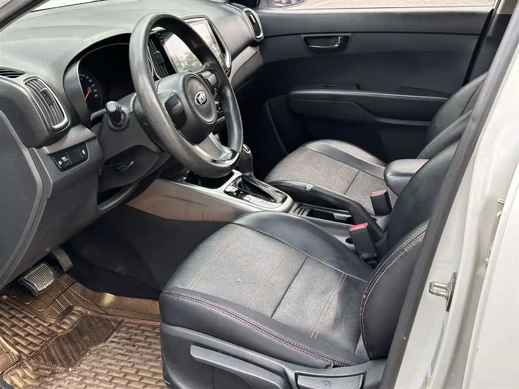 KX3 KX3傲跑 2015款 1.6 L 自动两驱GLS