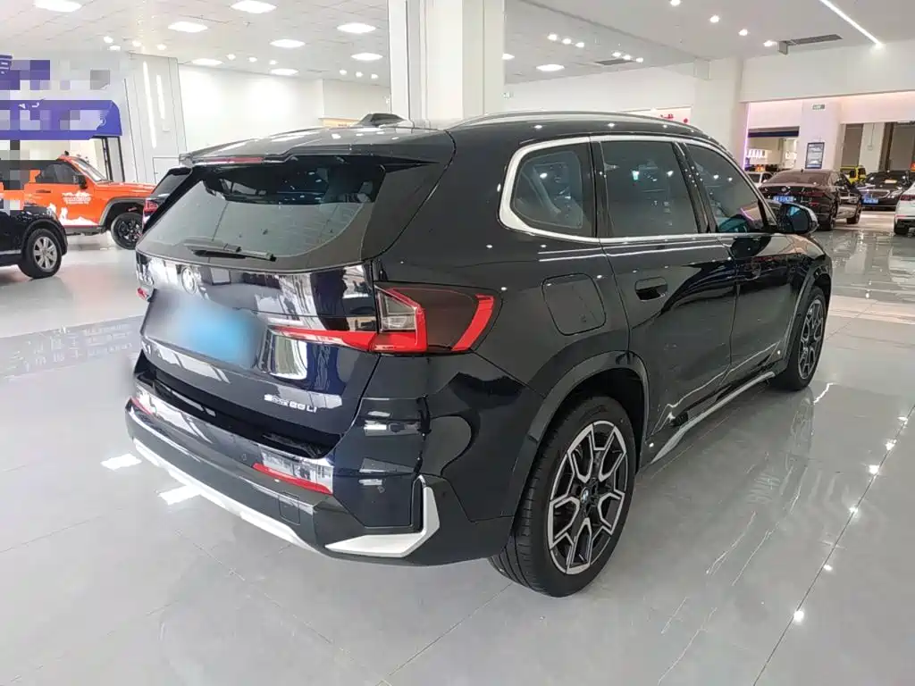 BMW X1 sDrive25 Li X Design Package