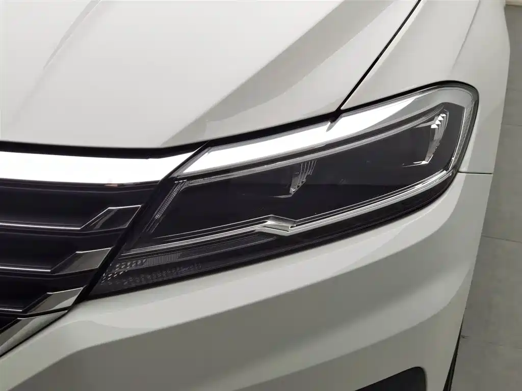 Lavida 280 TSI DSG Comfort