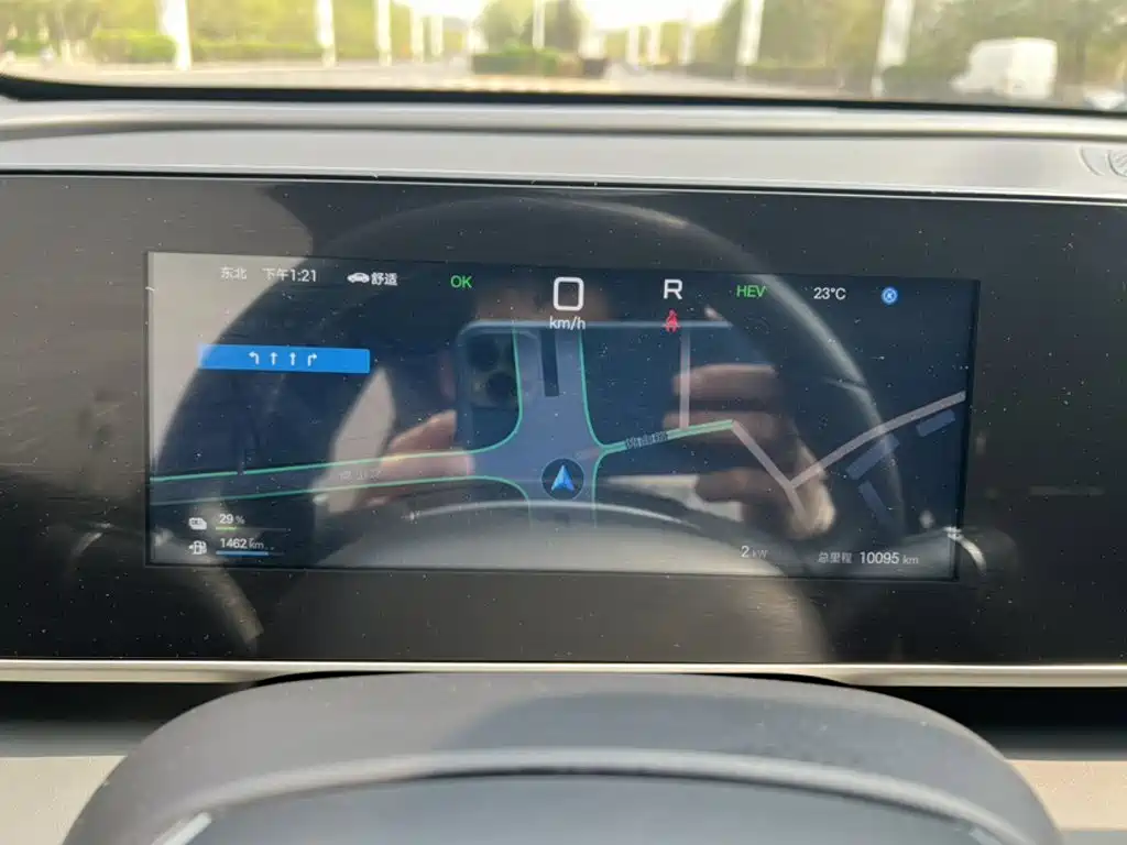 Qin L DM-i Smart Drive 120 KM Leading