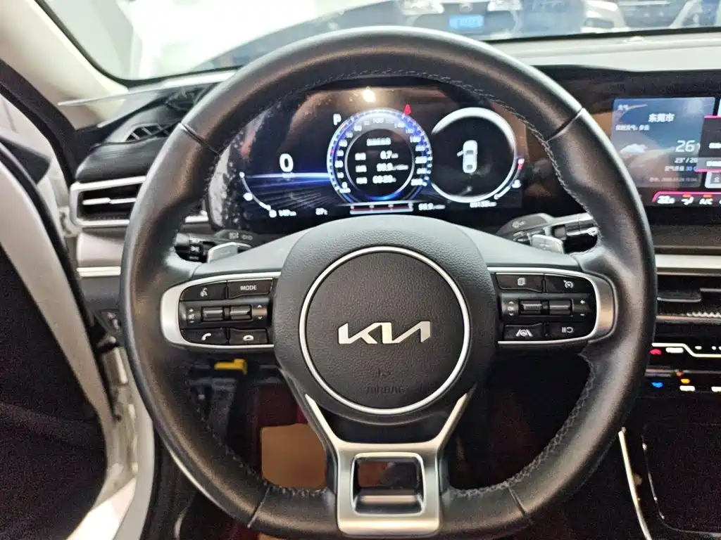 Kia K5 380 T GT-Line Refreshed