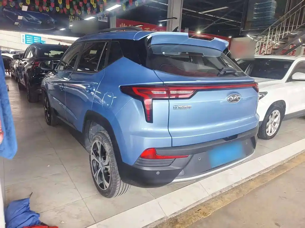 嘉悦X4 嘉悦X4 2020款 1.5 T CVT精英型