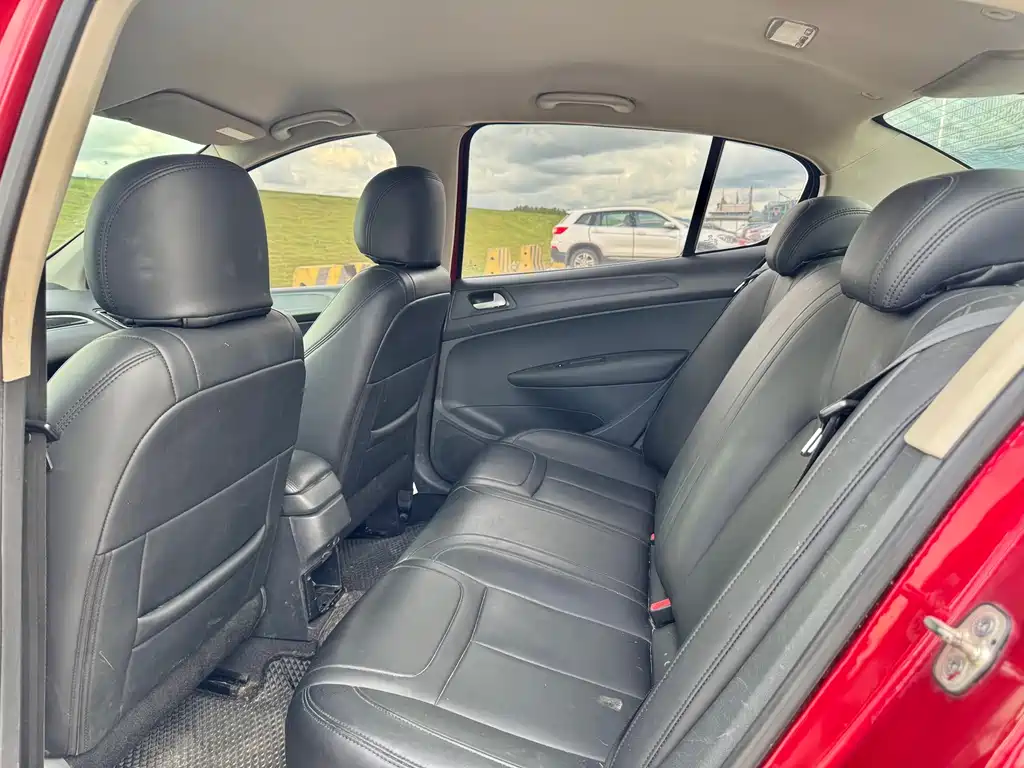 Peugeot 308 Pleasure Classic 1.6 L Auto Superior Style