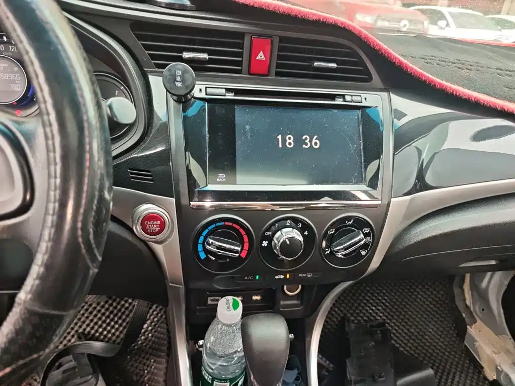 Crider 1.8 L Auto Limited