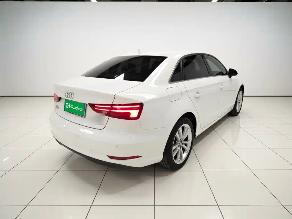 Audi A3 30 Anniversary Limousine 35 TFSI Progressive