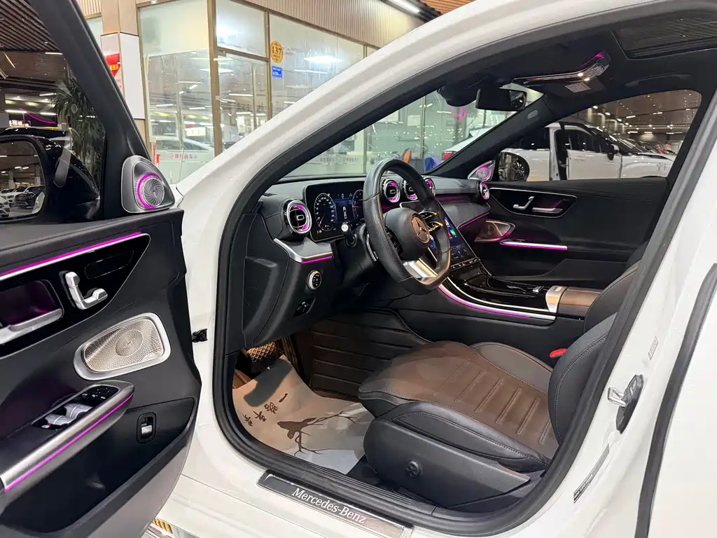 Mercedes-Benz C-Class C 260 L Bright Night Sport