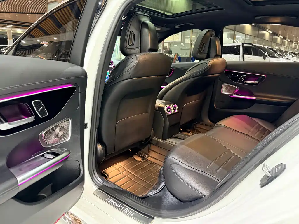 Mercedes-Benz C-Class C 260 L Bright Night Sport