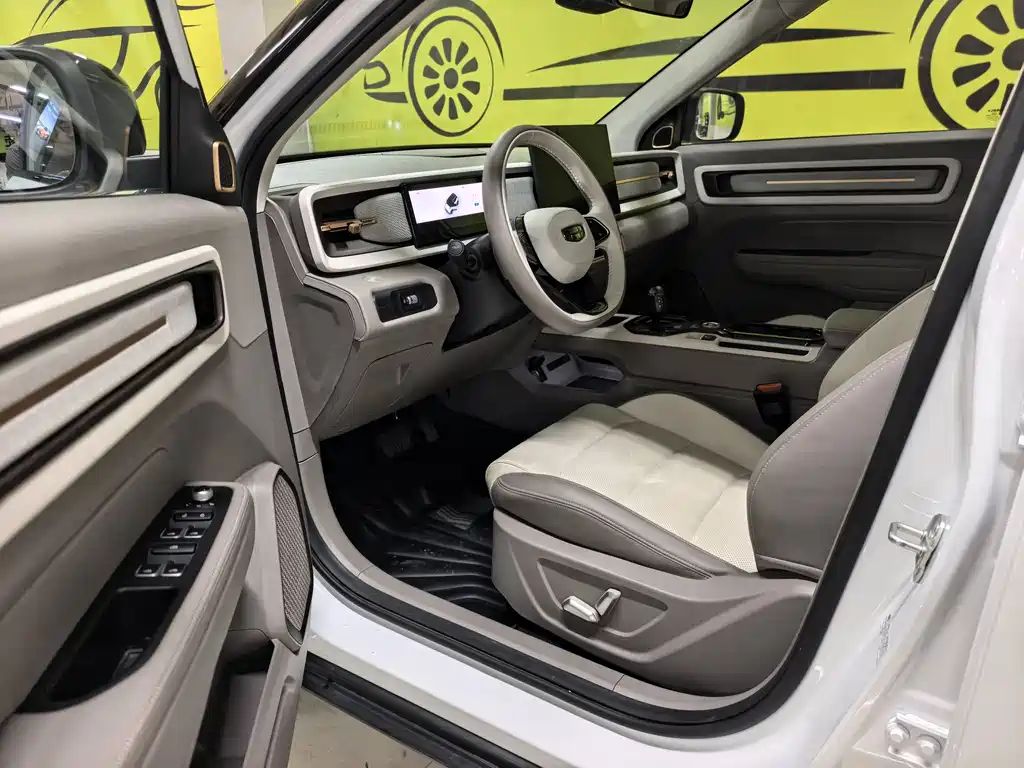Geely ICON 吉利ICON 2026款 巧克力 1.5 TD 醇臻版