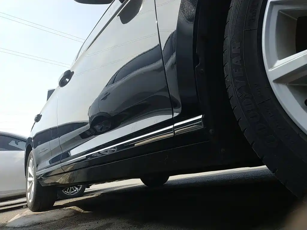 Magotan 330 TSI DSG Leading CN-VI