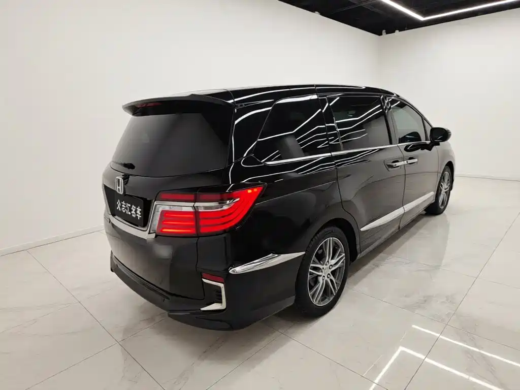 Elysion 2.0 L Hybrid Luxury