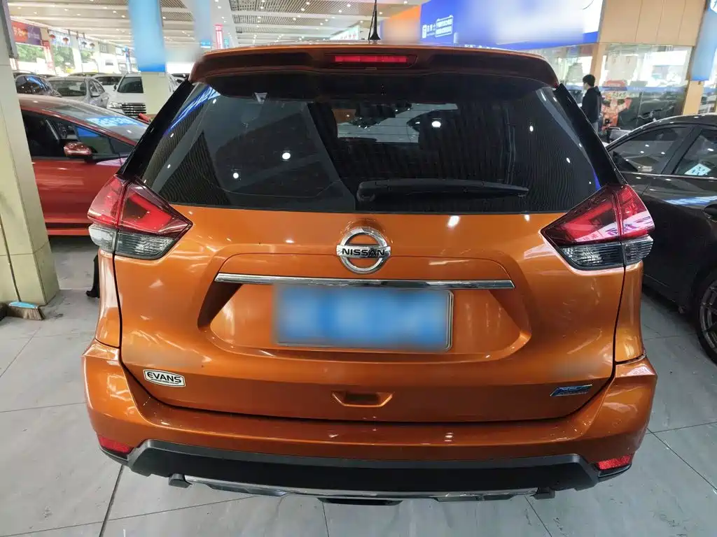 X-Trail 2.0 L CVT Comfort 2 WD