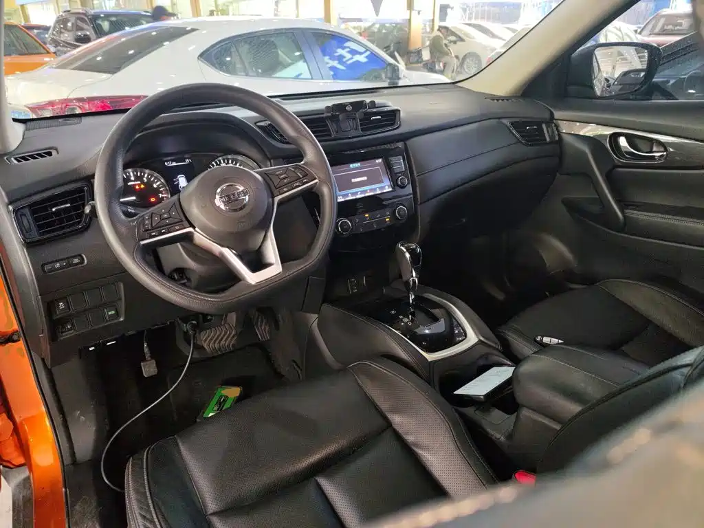 X-Trail 2.0 L CVT Comfort 2 WD