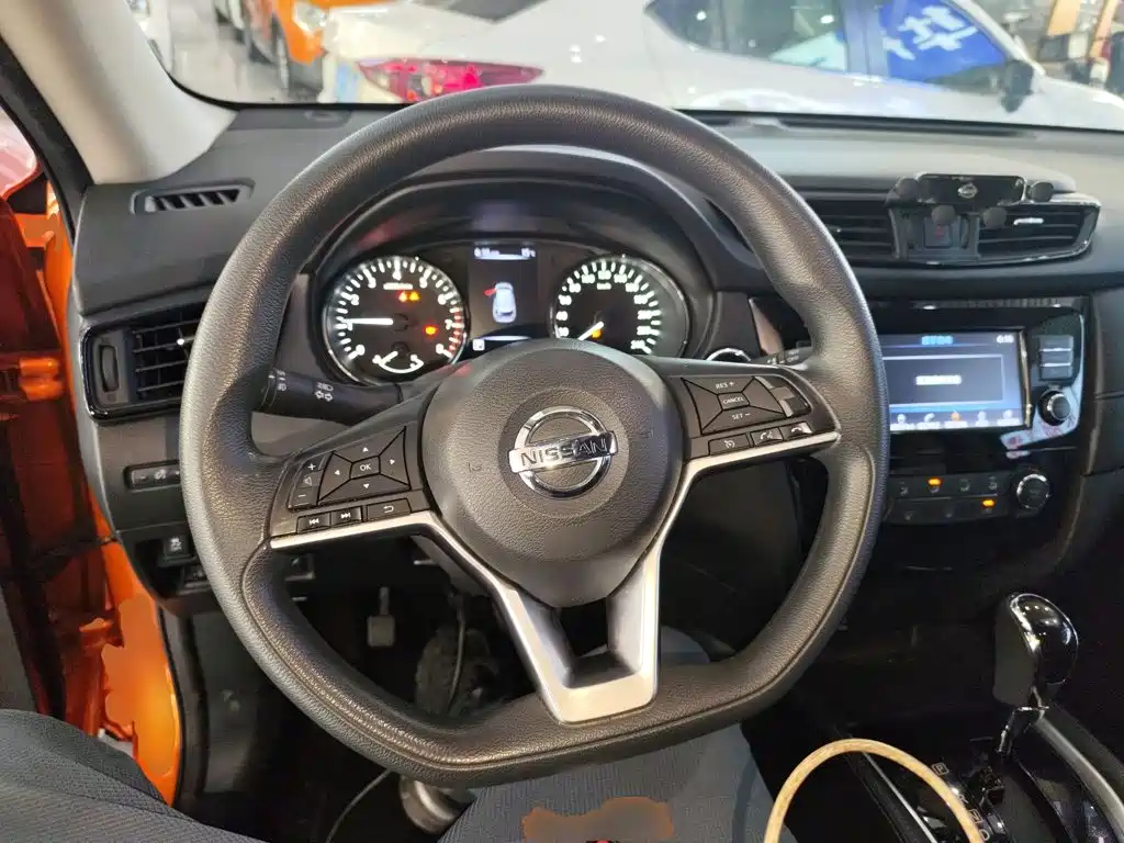 X-Trail 2.0 L CVT Comfort 2 WD