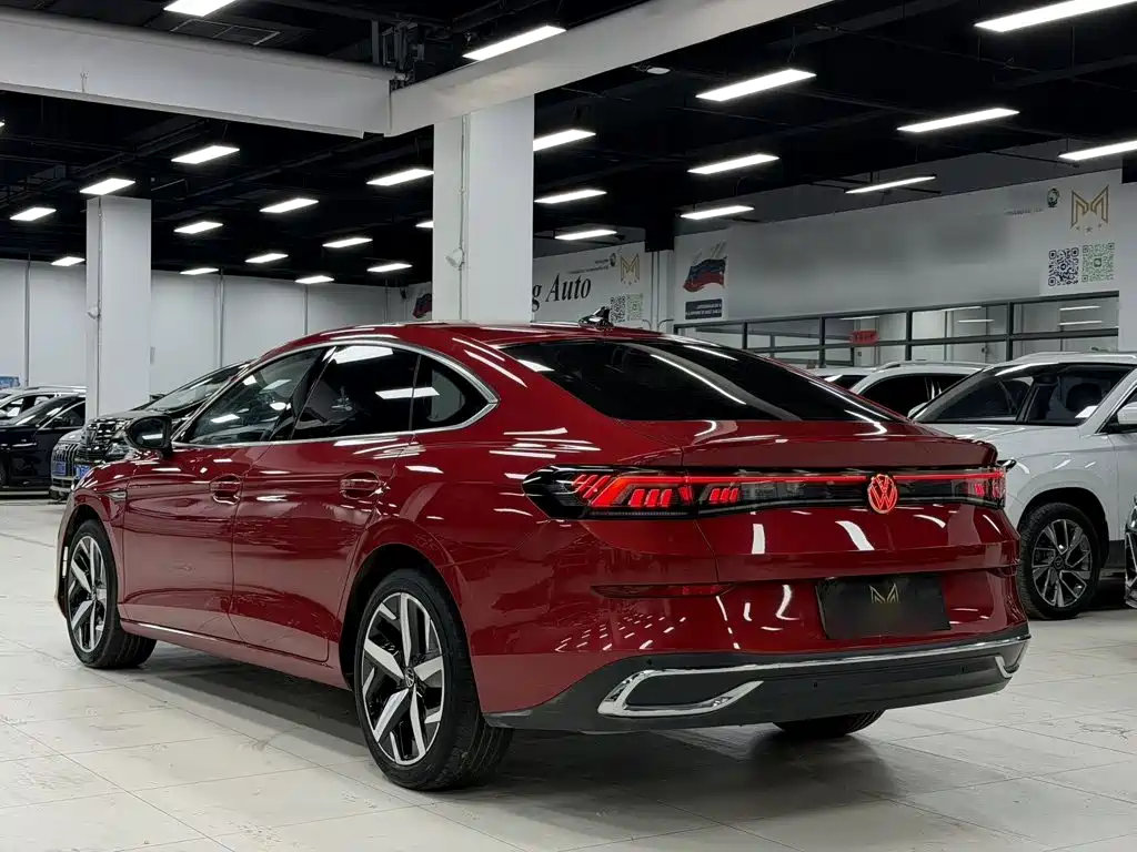 Lamando Lamando L 280 TSI DSG Spicy Cool