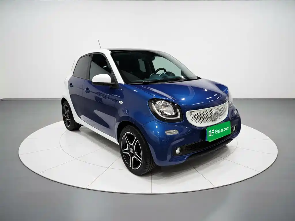 smart forfour smart forfour 2016款 0.9 T 66千瓦极致版