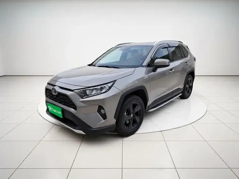 Toyota RAV4 Dual Engine 2.5 L E-CVT 4 WD Elite PLUS
