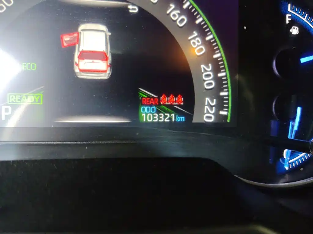 RAV4 Dual Engine 2.5 L E-CVT 4 WD Elite PLUS