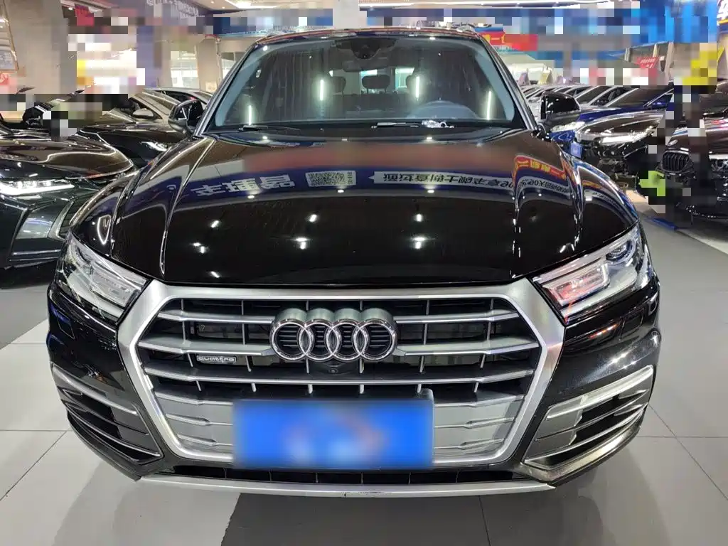 Audi Q5 L Facelift 40 TFSI Honor Enjoyment Progressive