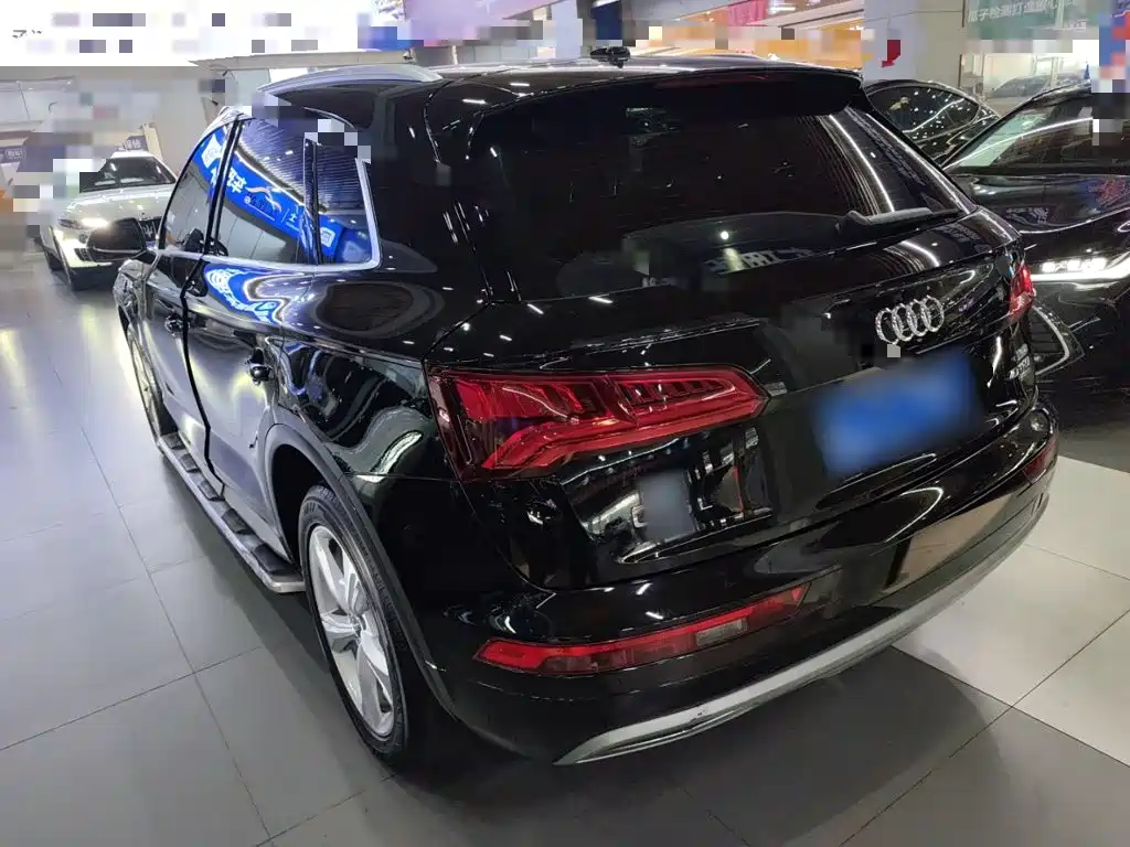 Audi Q5 L Facelift 40 TFSI Honor Enjoyment Progressive