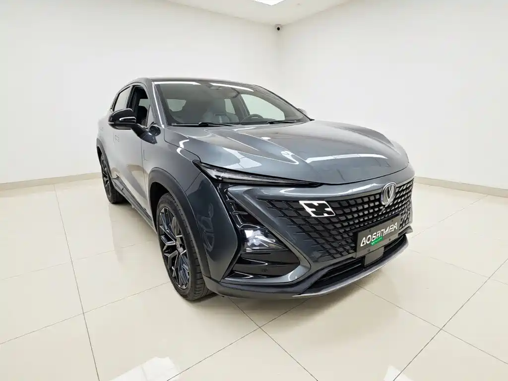 Changan UNI-T 1.5 T Distinguished