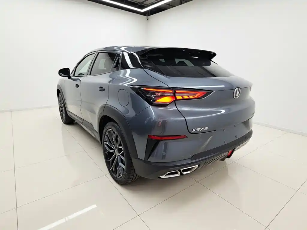 Changan UNI-T 1.5 T Distinguished