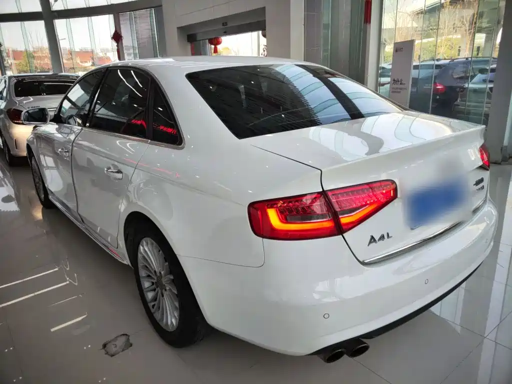 Audi A4 L 35 TFSI Collector Auto Standard