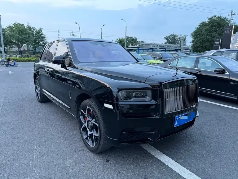 Rolls-Royce Cullinan Black Badge