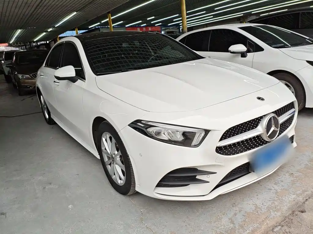 Mercedes-Benz A-Class A 200 L Sport Sedan Dynamic