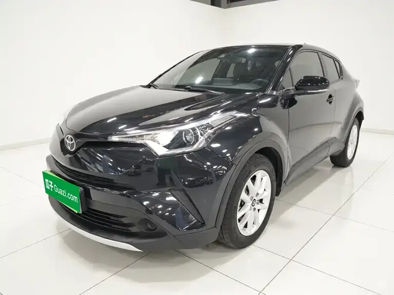 Toyota IZOA 2.0 L Yi Motion CN-V