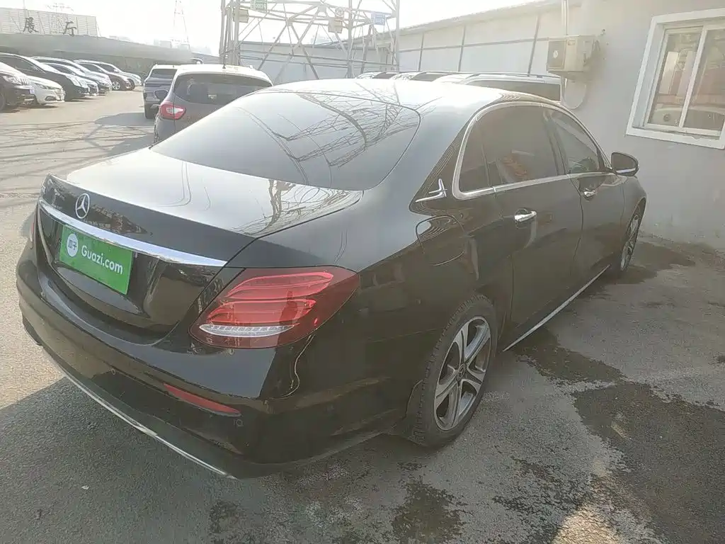 Mercedes-Benz E-Class E 200 L Sport