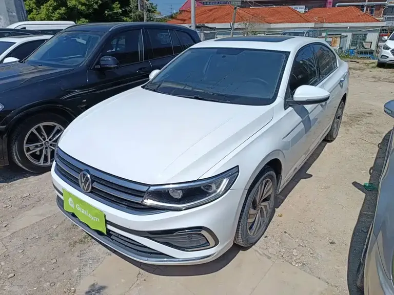 Volkswagen Bora 200 TSI DSG Joy Travel