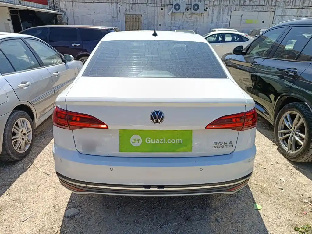Bora 200 TSI DSG Joy Travel