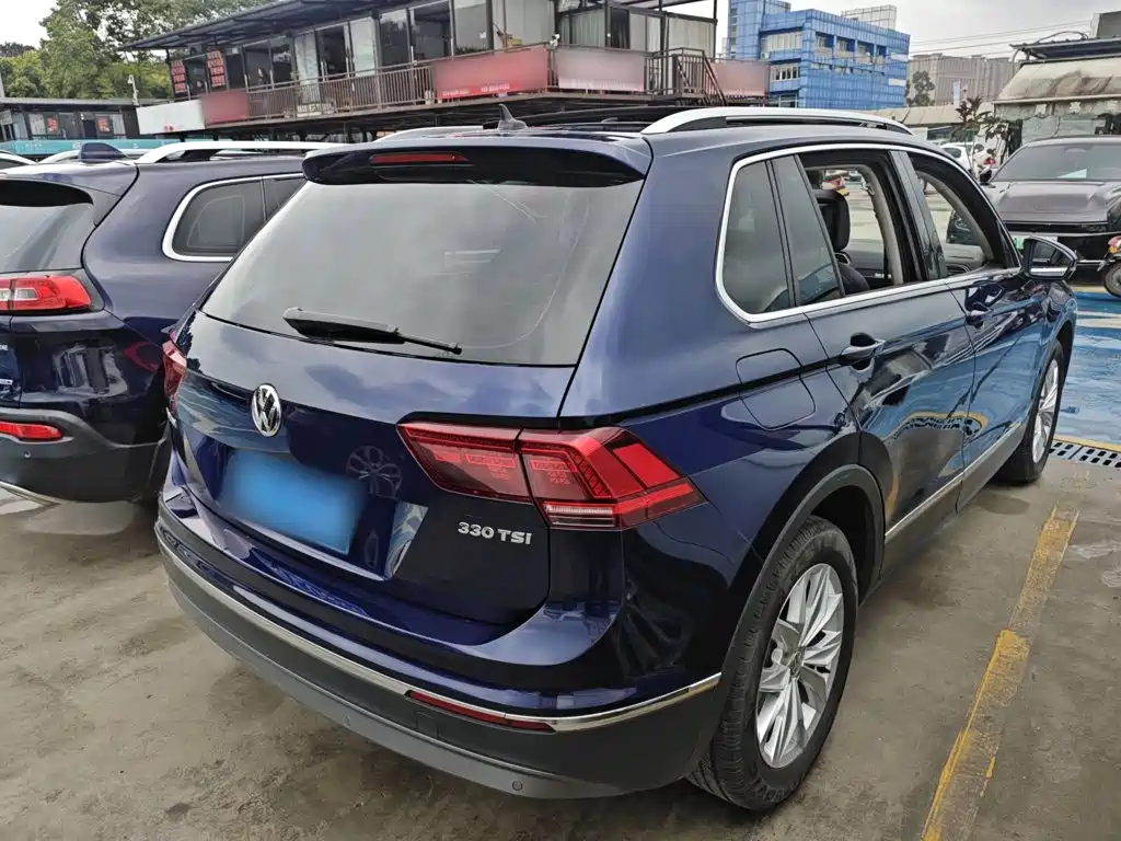 Tiguan 330 TSI 4 WD Creative Wise