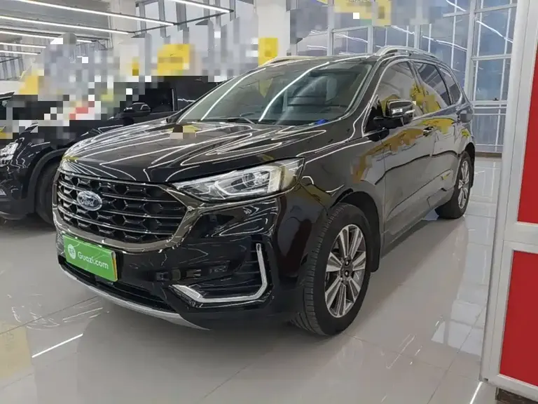 Ford Edge PLUS EcoBoost 245 2 WD Platinum Sharp 5-seat