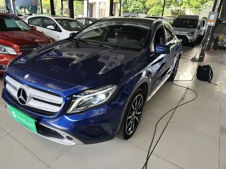 Mercedes-Benz GLA GLA 200