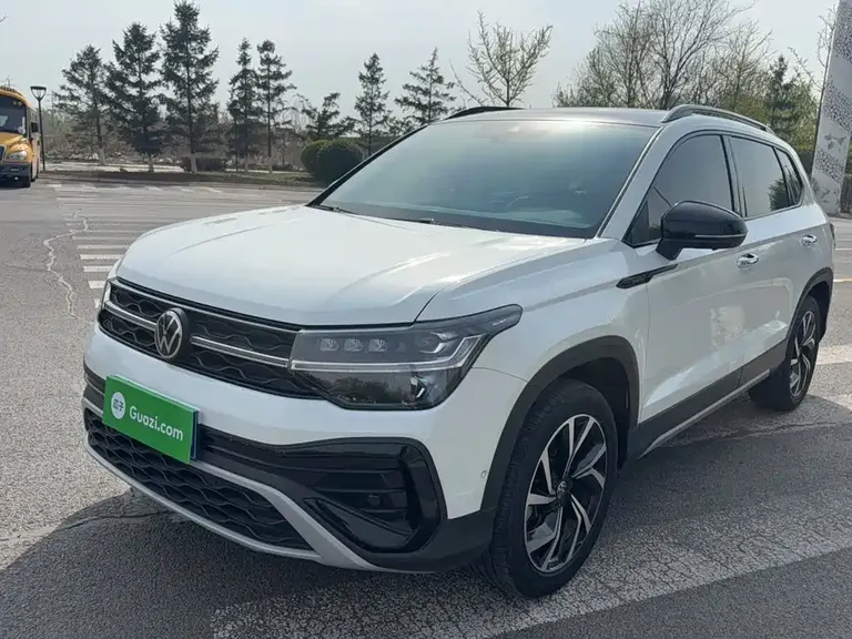 Volkswagen Tharu 300 TSI 2 WD Moon Supreme