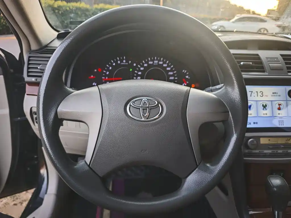 Camry 200 E Classic Elite