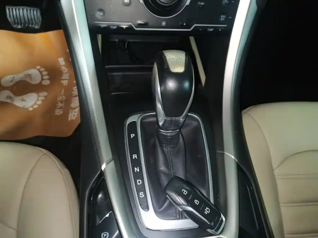 Mondeo 2.0 L GTDi200 Fashion