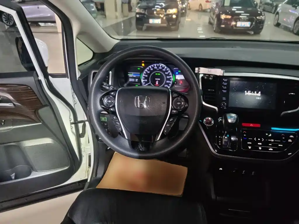 Odyssey 2.0 L Sharp· Smart Enjoyment